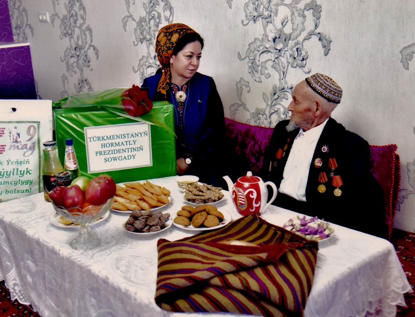 BEÝIK ÝEŇIŞ MIZEMEZ – GAHRYMANLAR BAKYDYR