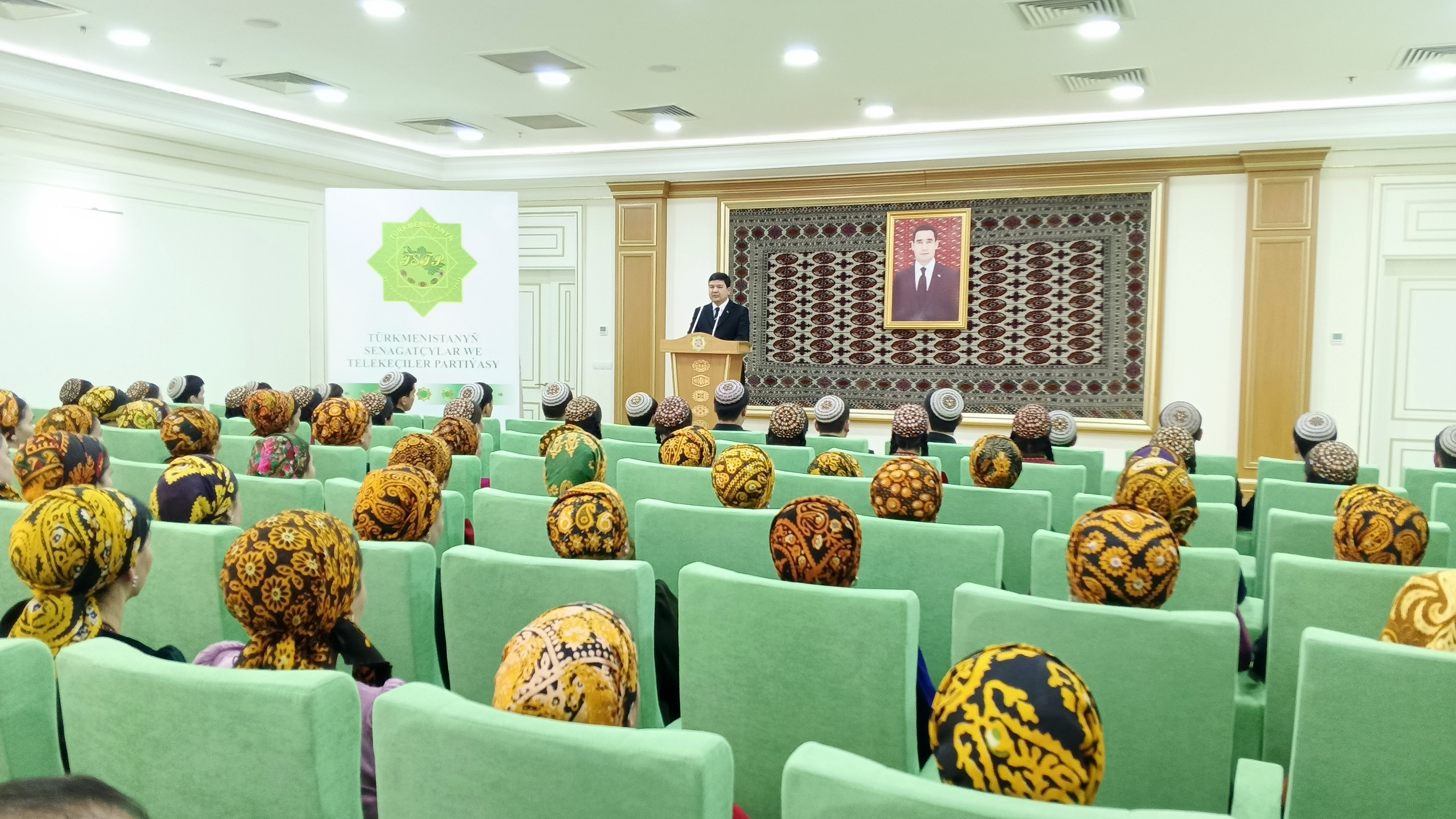 GARAŞSYZLYK ÄHLI ÜSTÜNLIKLERIMIZIŇ ÖZENI