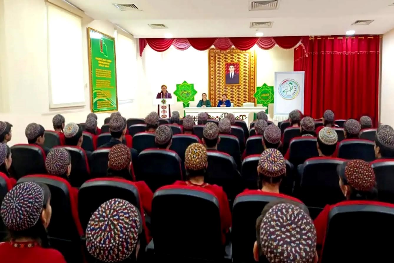 BEDENTERBIÝE WE SPORT – SAGDYNLYGYŇ GOŞA GANATY