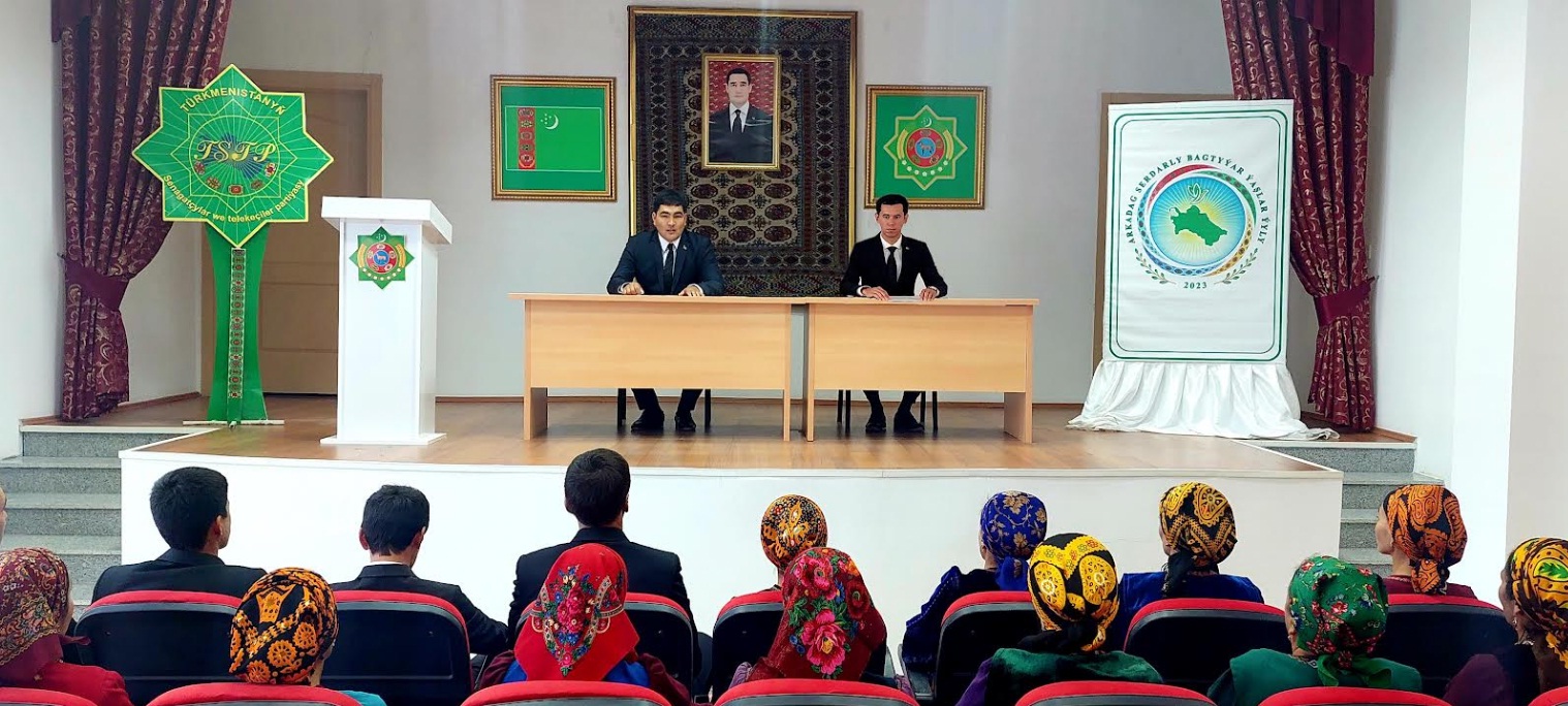 Magtymguly Pyragy edebiýatyň göwher täji