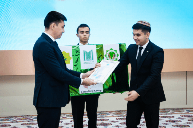 ŞANLY ÝYLY DABARALANDYRAN BÄSLEŞIK