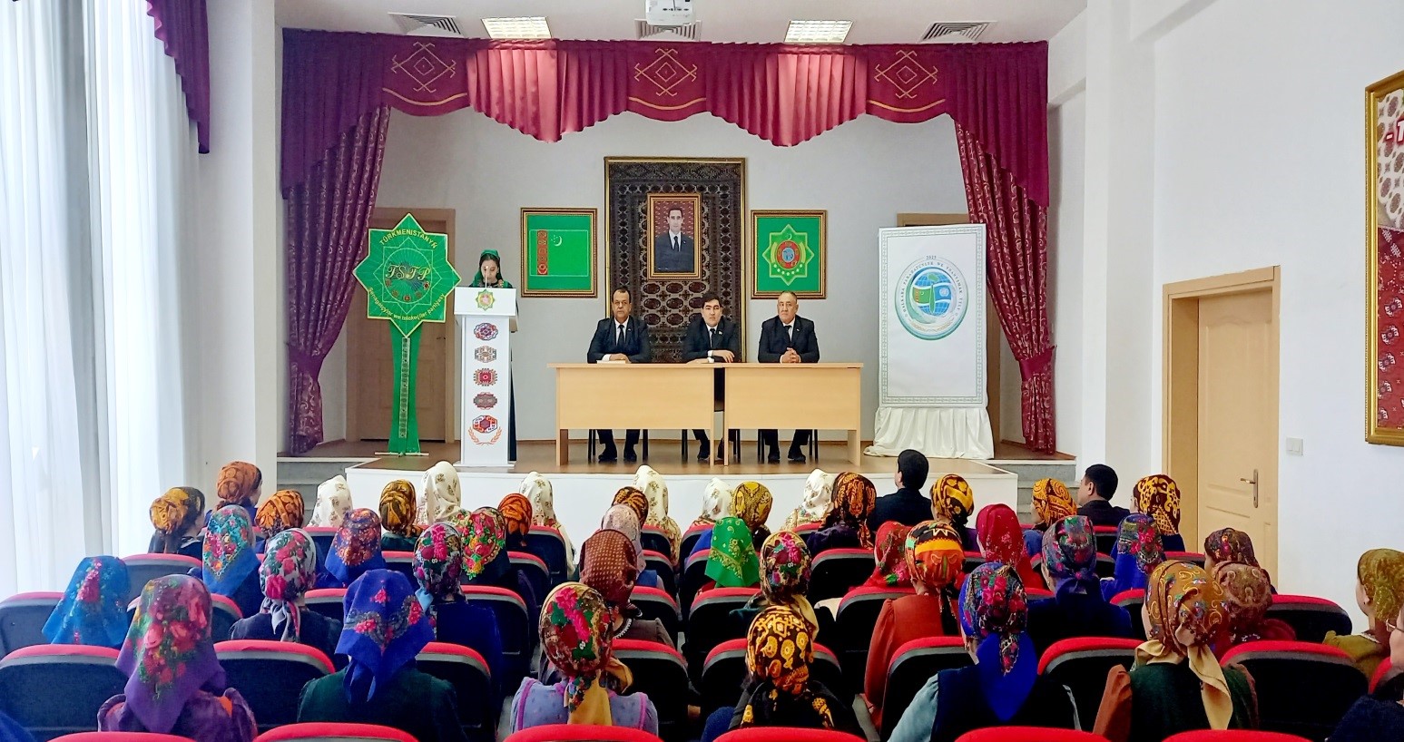 GEŇEŞLI ILIŇ DÖWLETLI ÝOLY