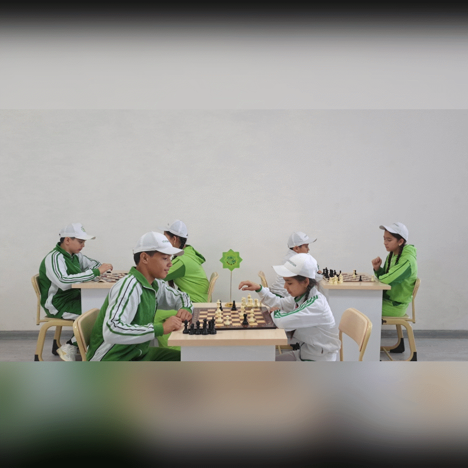 SAGDYN ÝAŞLAR GELJEGIŇ BERK BINÝADY