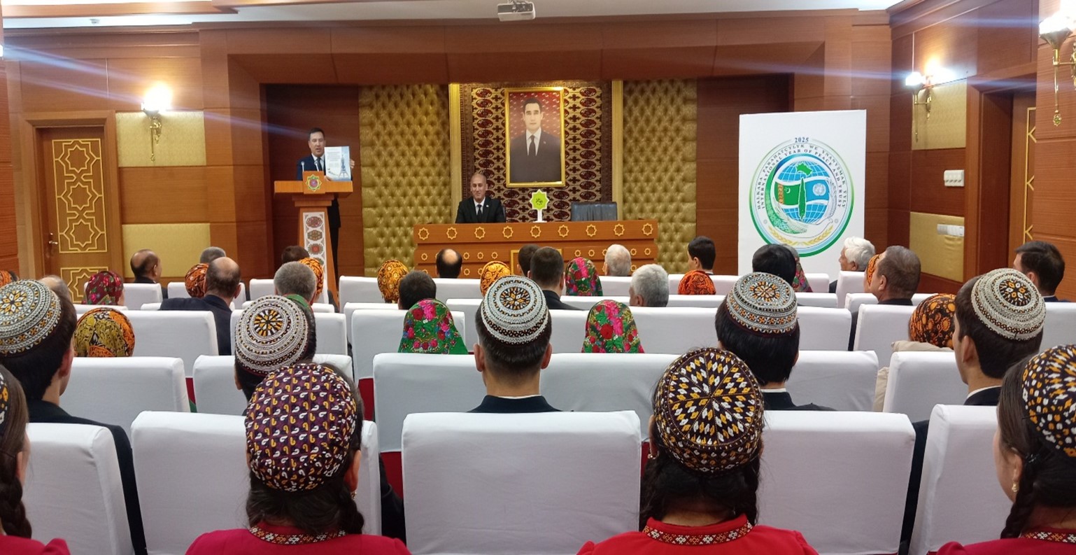 “TÜRKMENISTANYŇ BITARAPLYGY – PARAHATÇYLYGYŇ WE YNANYŞMAGYŇ AÝDYŇ ÝOLY”