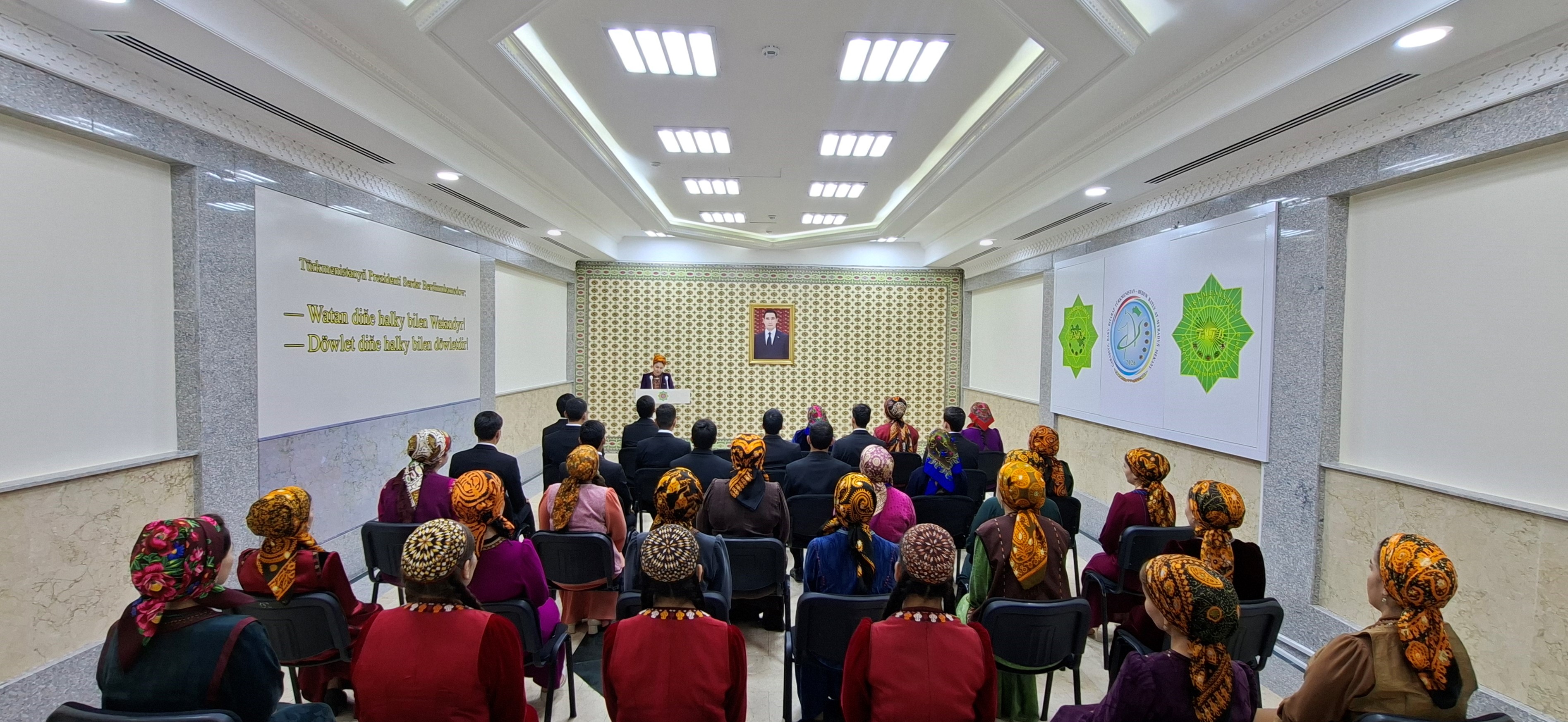 BEÝIK MAKSATLARYŇ ZAMANASY