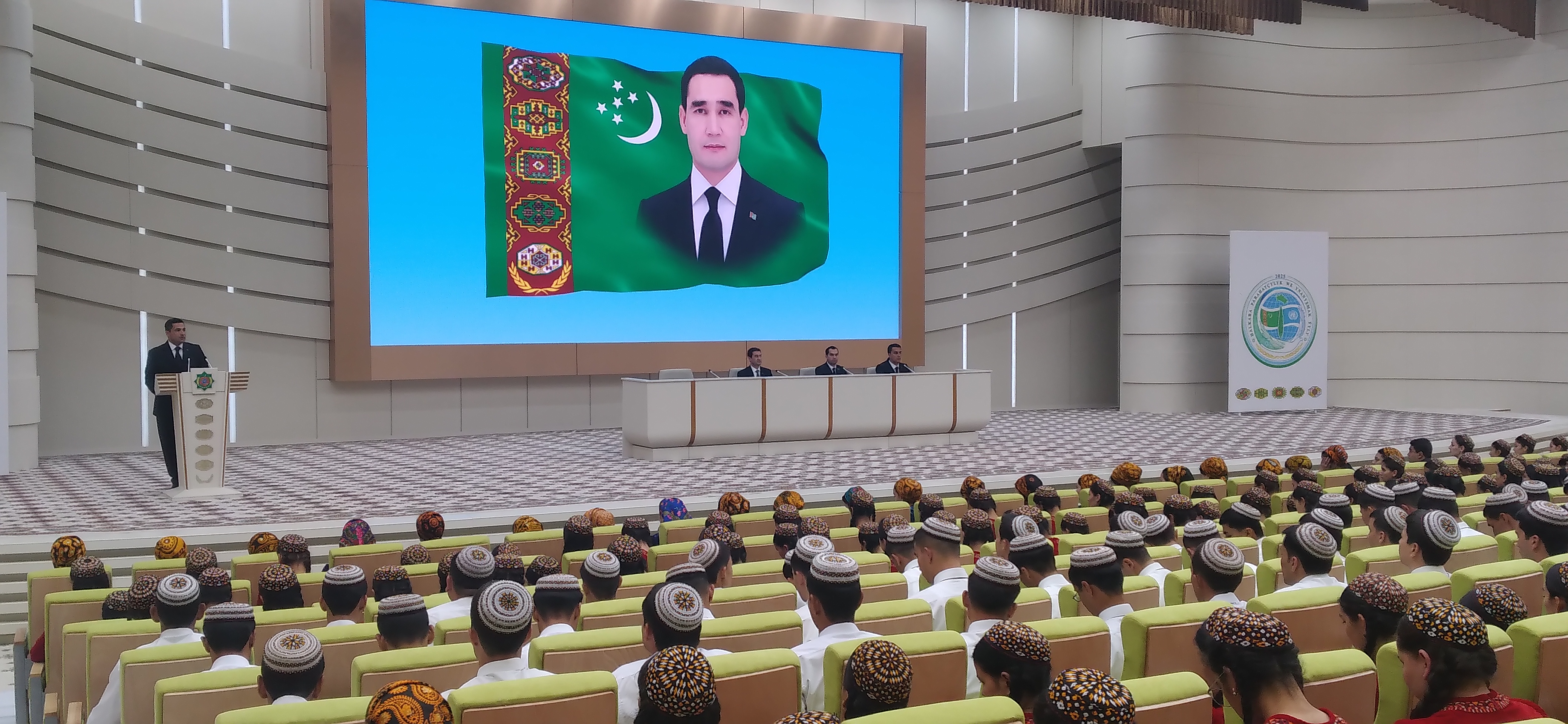 ASYLLY ÝÖRELGE WE NUSGALYK TAGLYMAT