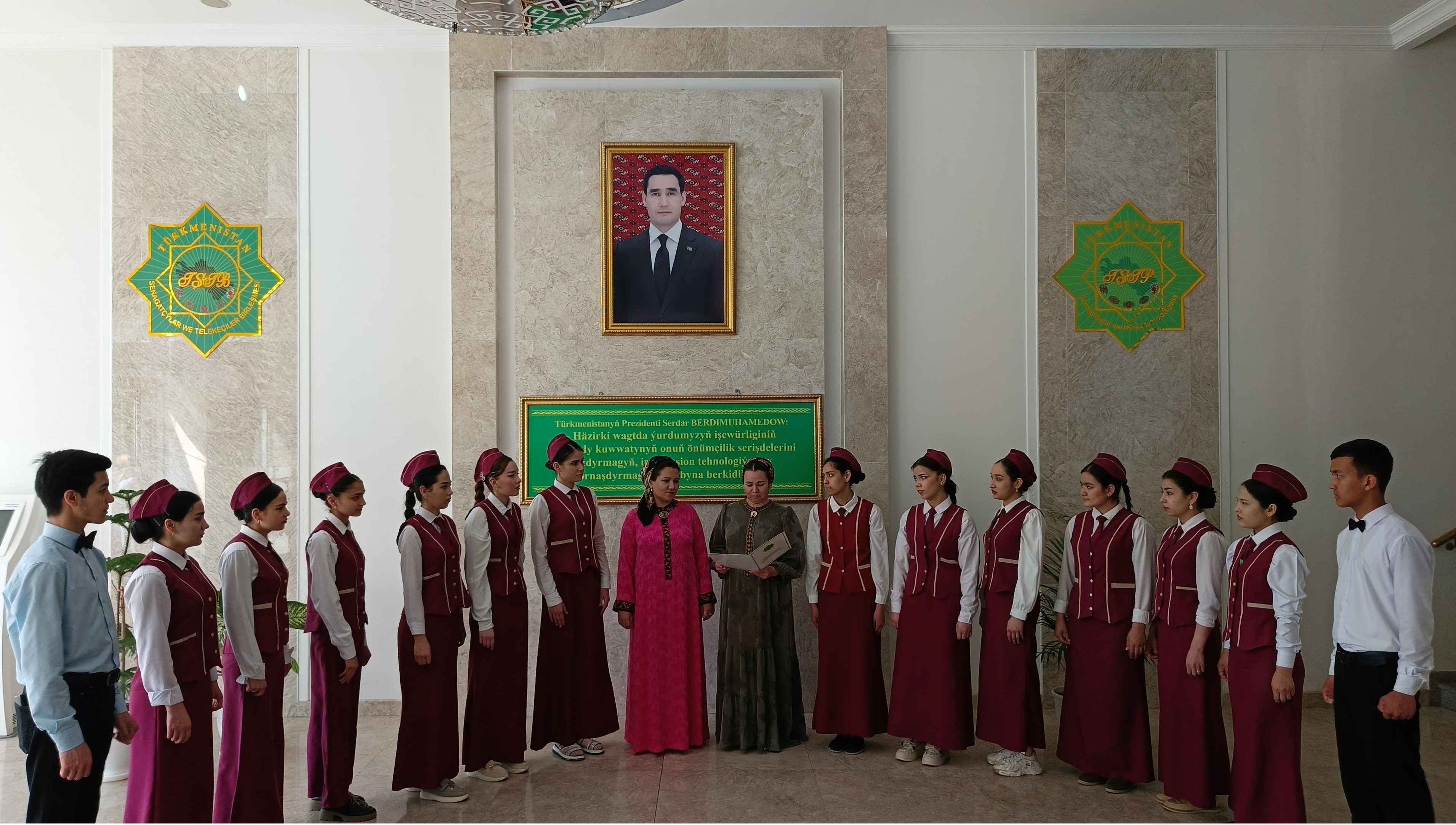 GARAŞSYZ TÜRKMENISTAN – BEÝIK ÖSÜŞLERIŇ WE ÖZGERTMELERIŇ WATANY