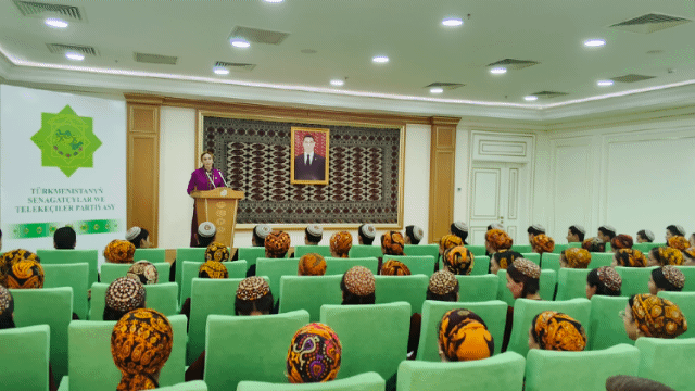 DABARALY MASLAHAT GEÇIRILDI