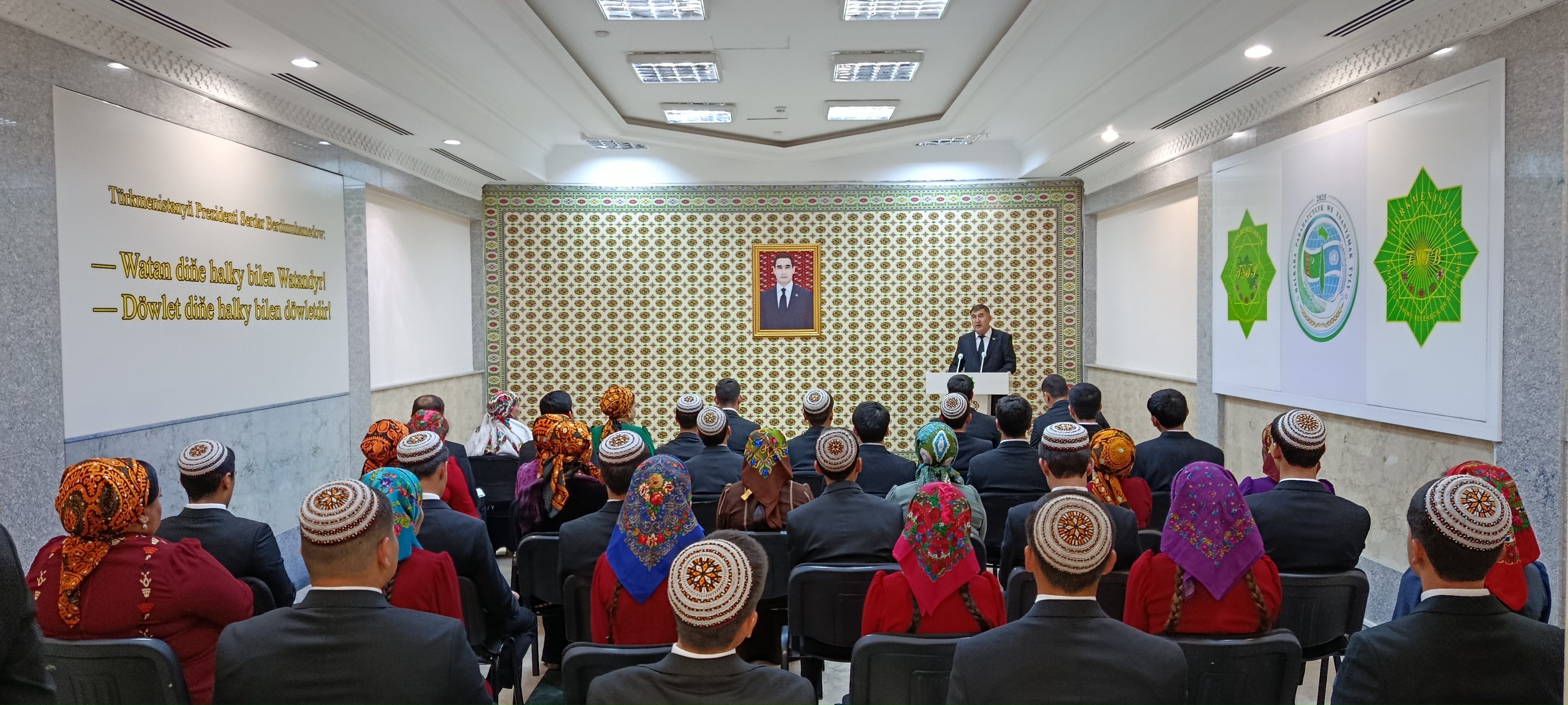 PARAHATÇYLYK SÖÝÜJILIK, DÖREDIJILIK WE DURNUKLY ÖSÜŞ — WATANYMYZYŇ ABADANÇYLYGYNYŇ BINÝADY