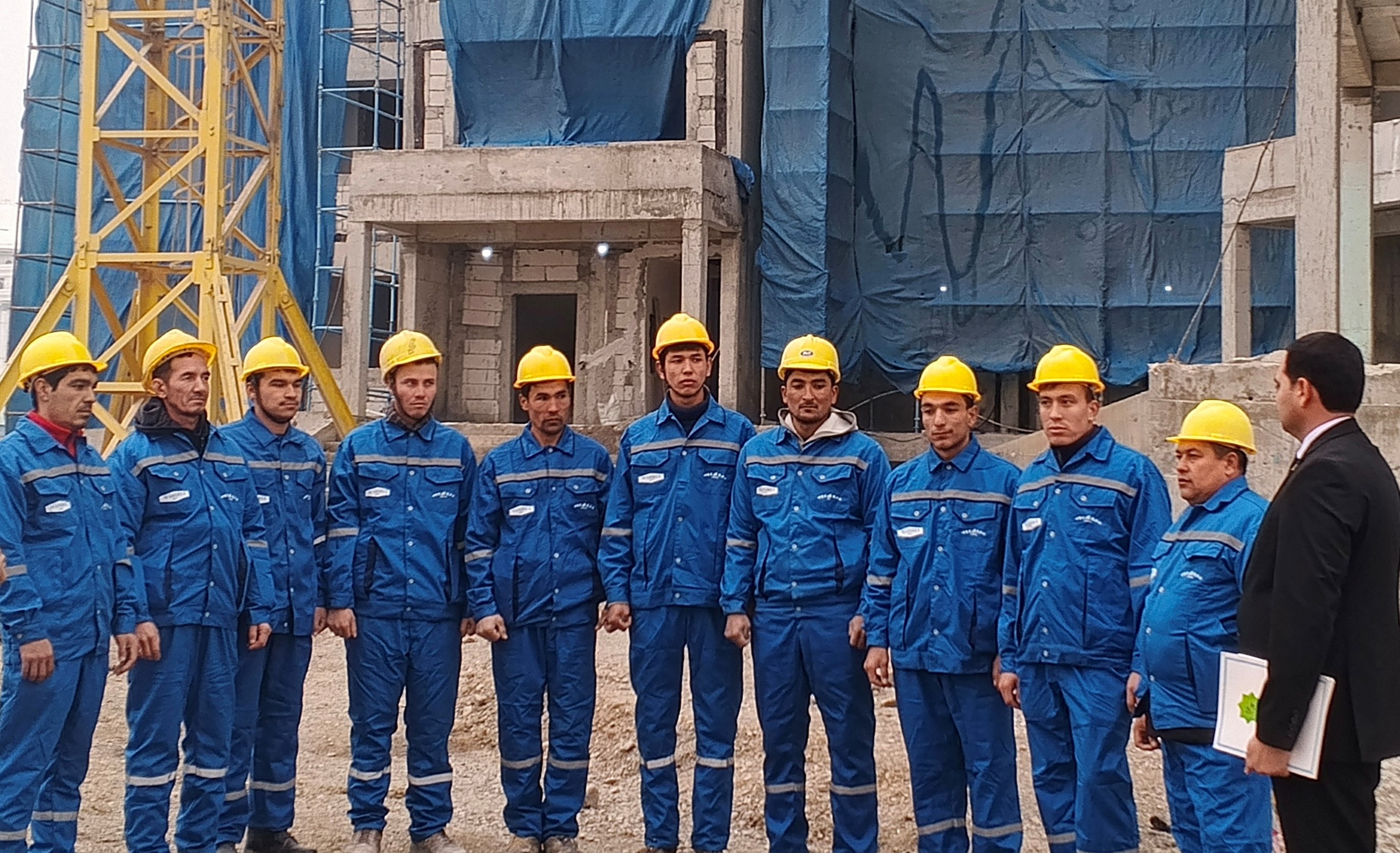 HUSUSY PUDAK ÖSÜŞ ÝOLUNDA